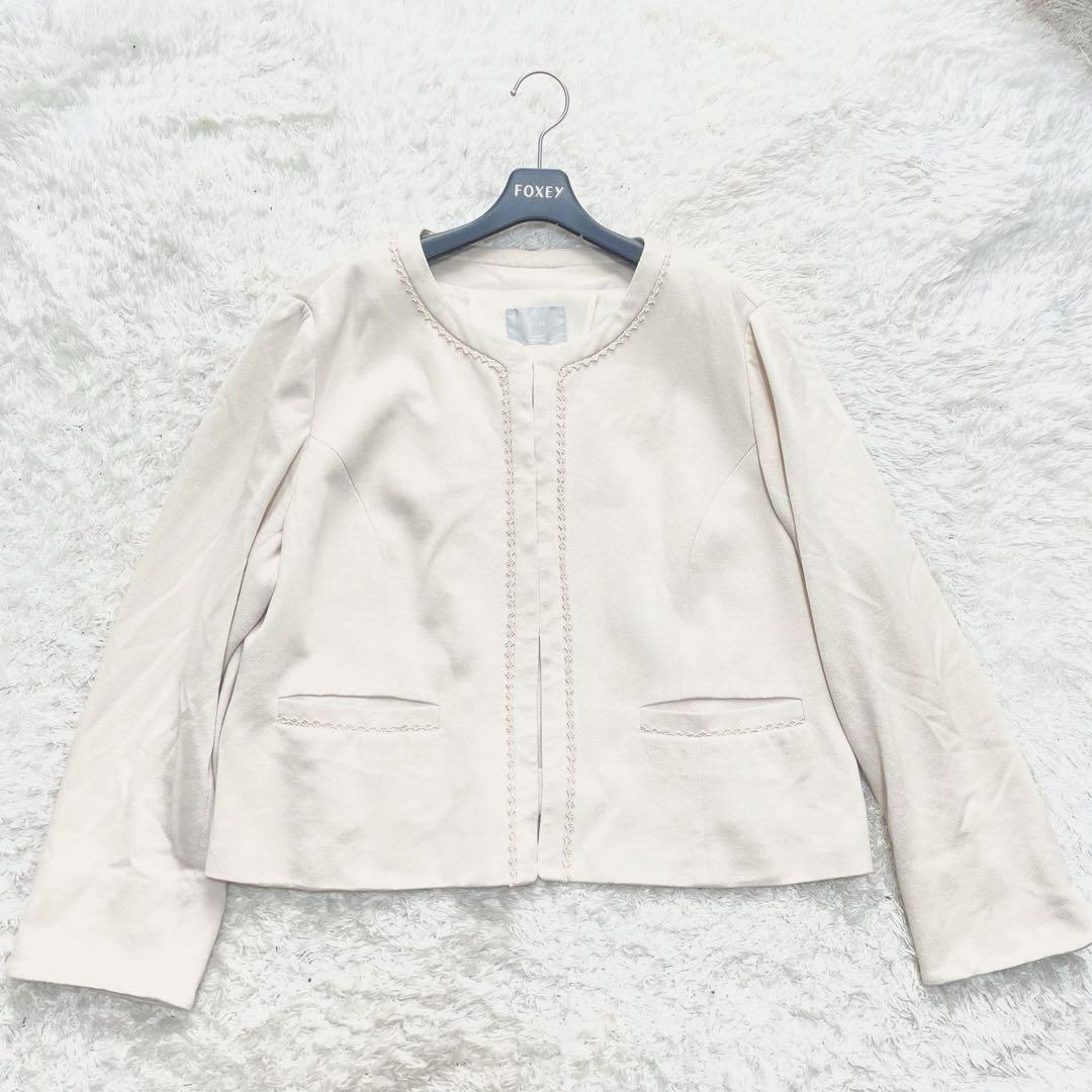 美品✨エフデ　大きいサイズ　21号　ノーカラージャケッ　ベージュ