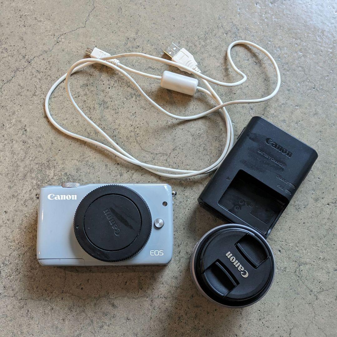 Canon ミラーレス一眼レフ EOS M10　B品デジタルカメラ