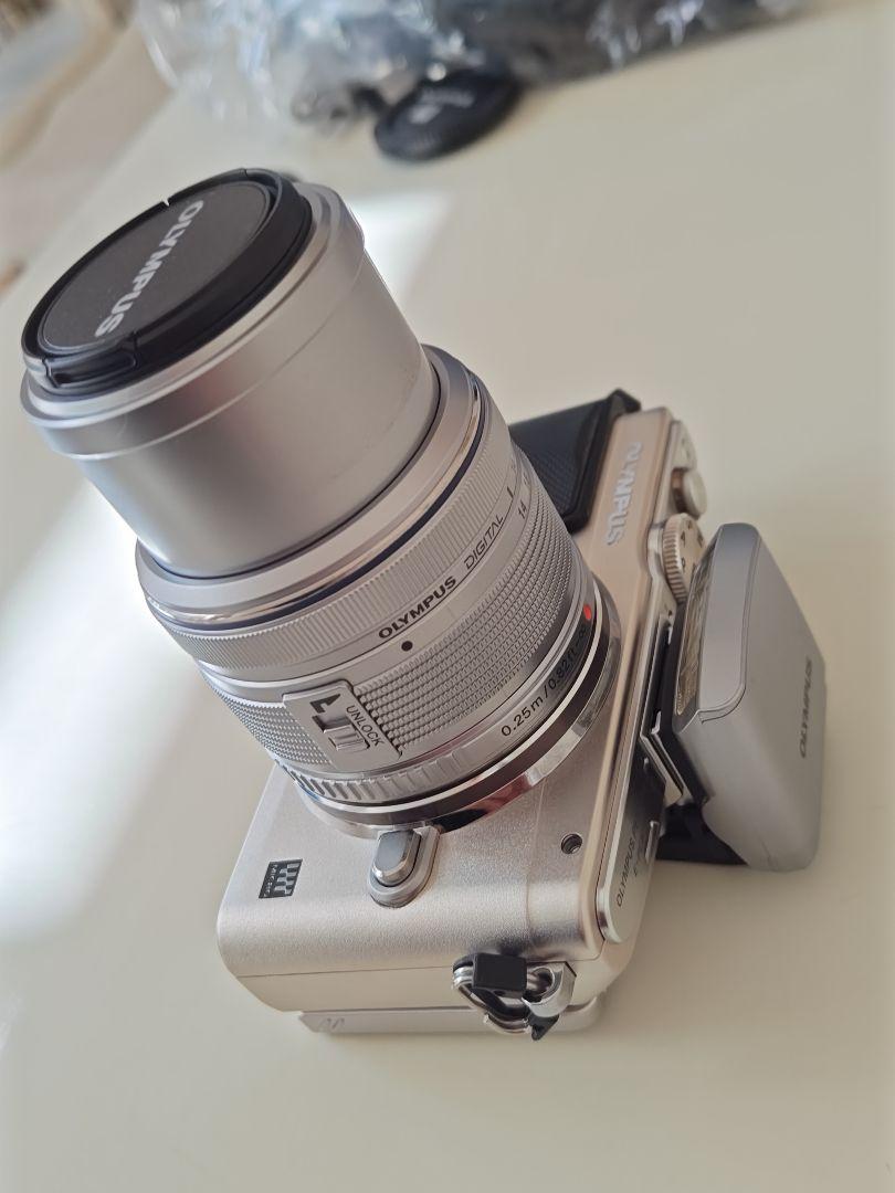 【美品】OLYMPUS PEN Lite E-PL6 レンズキット