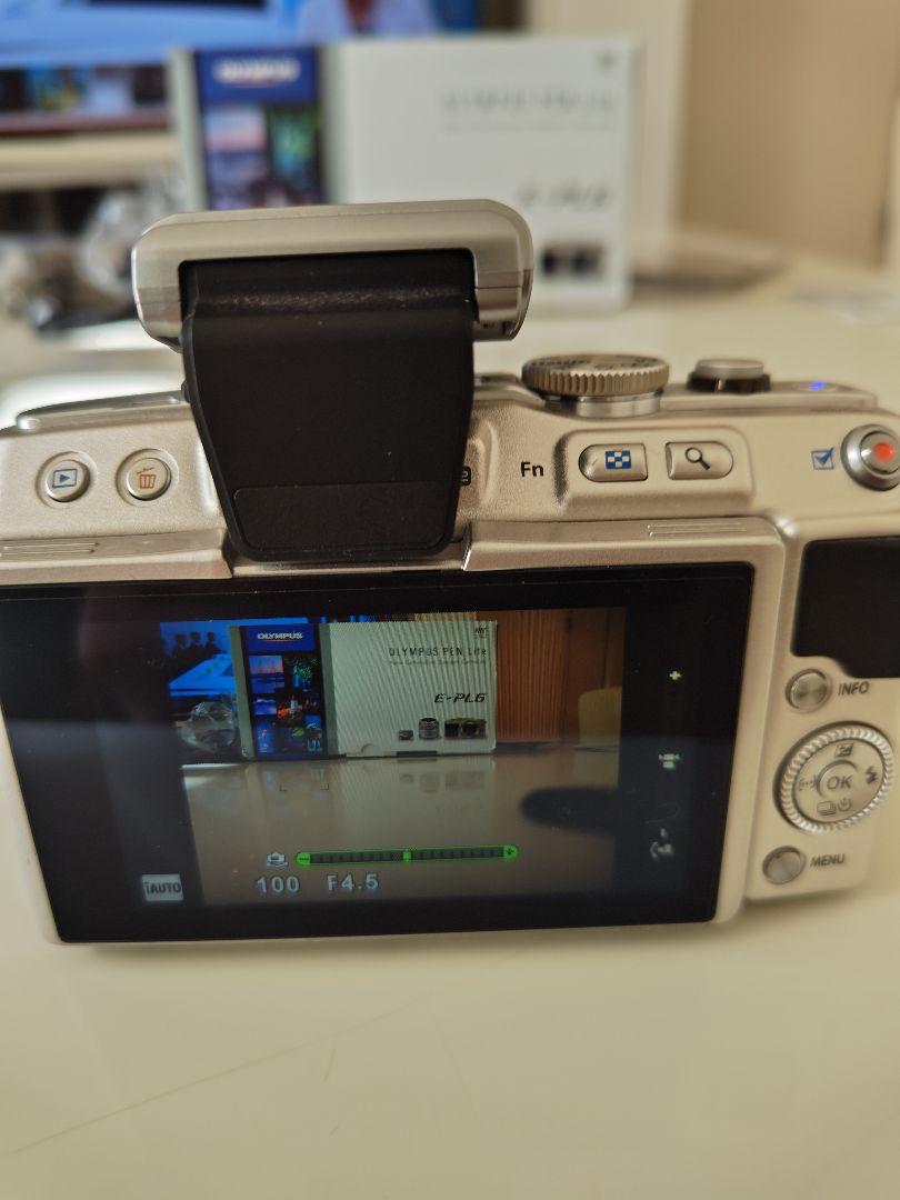 【美品】OLYMPUS PEN Lite E-PL6 レンズキット