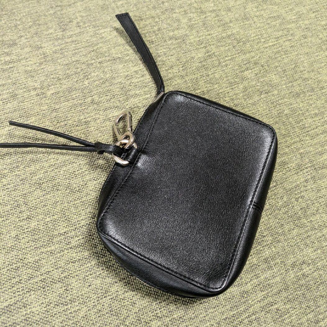 極美品】ロエベ アナグラムポーチ バッグチャーム 小物入れ