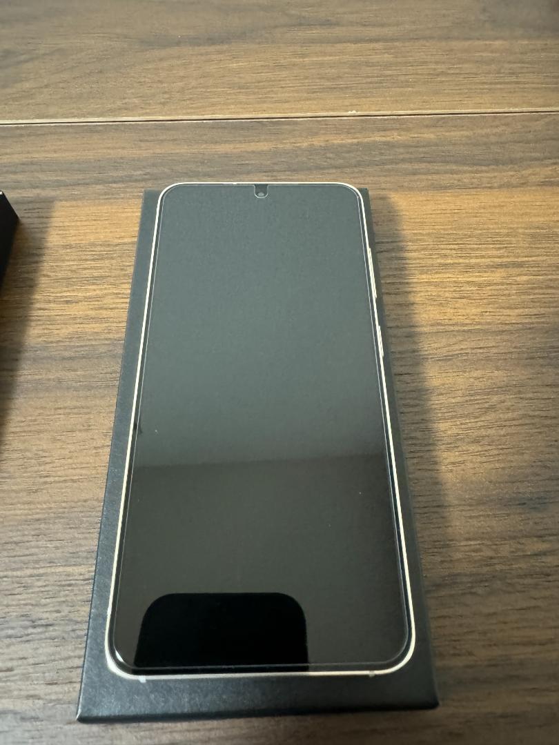 Galaxy S23 クリーム 8/128GB US版　SM-S911U1