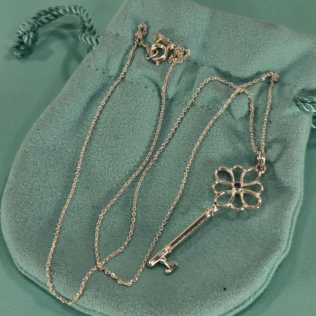Tiffany & Co. キー 鍵型ネックレス ブルーサファイア