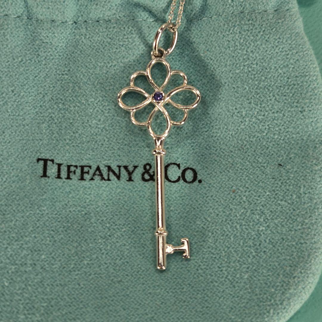 Tiffany & Co. キー 鍵型ネックレス ブルーサファイア