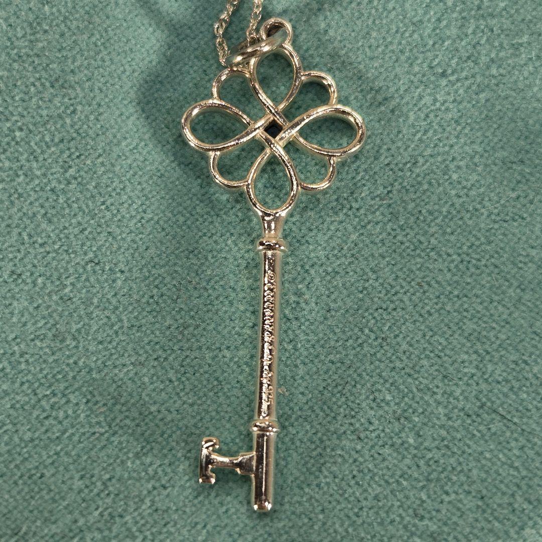 Tiffany & Co. キー 鍵型ネックレス ブルーサファイア