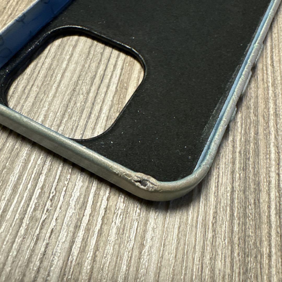 ベルルッティ　iPhone15proケース スクリットレザー iPhone 15 Proケース | ベルルッティ JP
