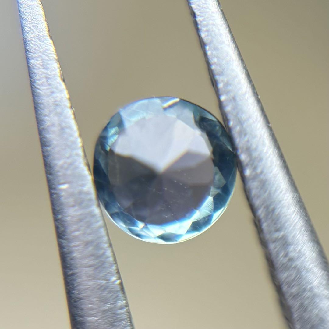 ブルーコーネルピン 0.11ct 3.0mm ラウンド ルース