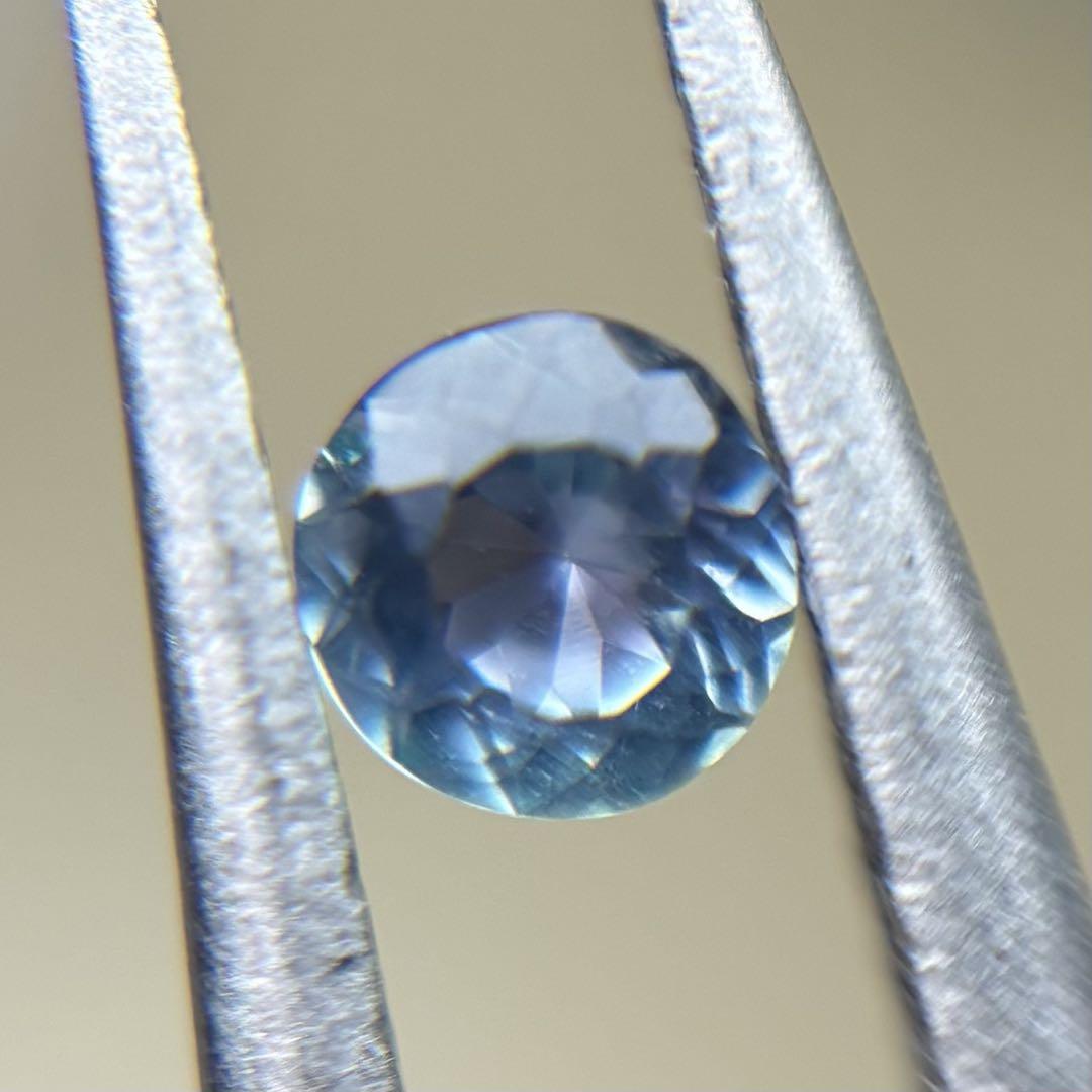 ブルーコーネルピン 0.11ct 3.0mm ラウンド ルース