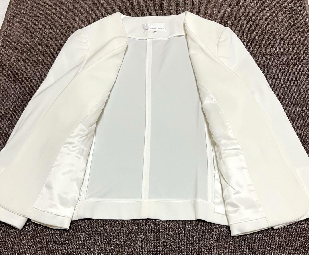 美品　M premier BLACK ノーカラージャケット ホワイト ダブルクロスノーカラージャケット|公式通販｜m-i-d e-shopping