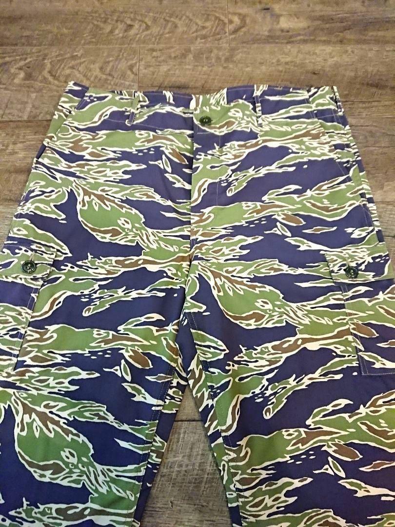 リアルマッコイズ タイガーカモフラージュ TROUSERS LATE WAR