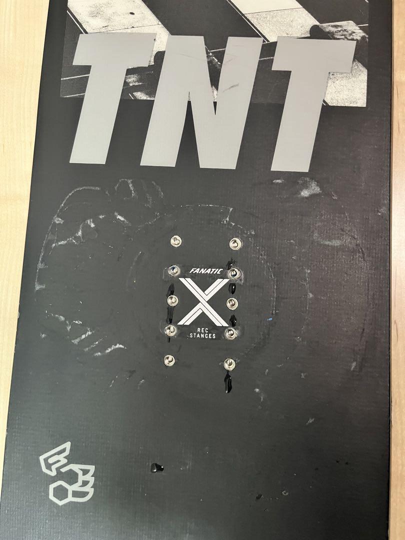 スノーボード　ボード　板　19-20 FNTC TNT 147cm グラトリ