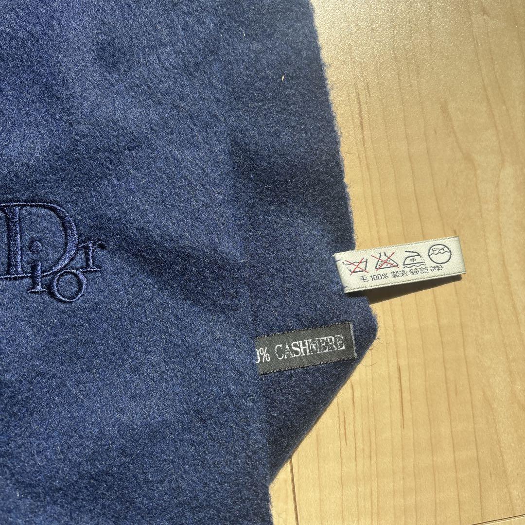 ほぼ新品Christian Dior 100% カシミヤマフラーネイビー ほぼ新品Christian Dior 100% カシミヤマフラーネイビー