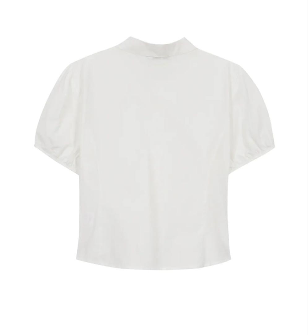 トップス ILLIGO Pintuck frill blouse white ILLIGO Pintuck frill blouse white - メルカリ