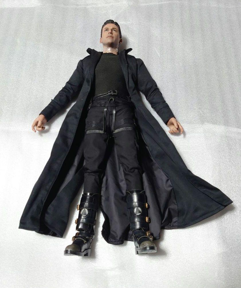 ホットトイズ マトリックス ネオ 1/6