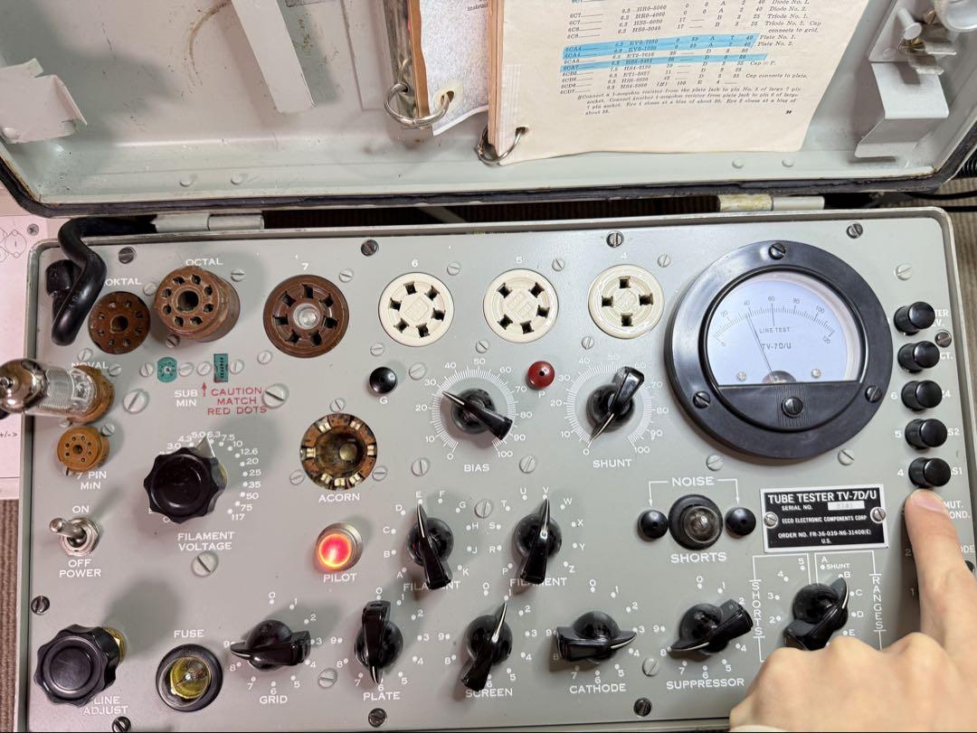 真空管　EF86 / 6267 / CV4085 VALVE ELECTRIC