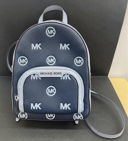 マイケルコース エンボスロゴ コンバーチブルバックパック スモールMICHAEL KORS