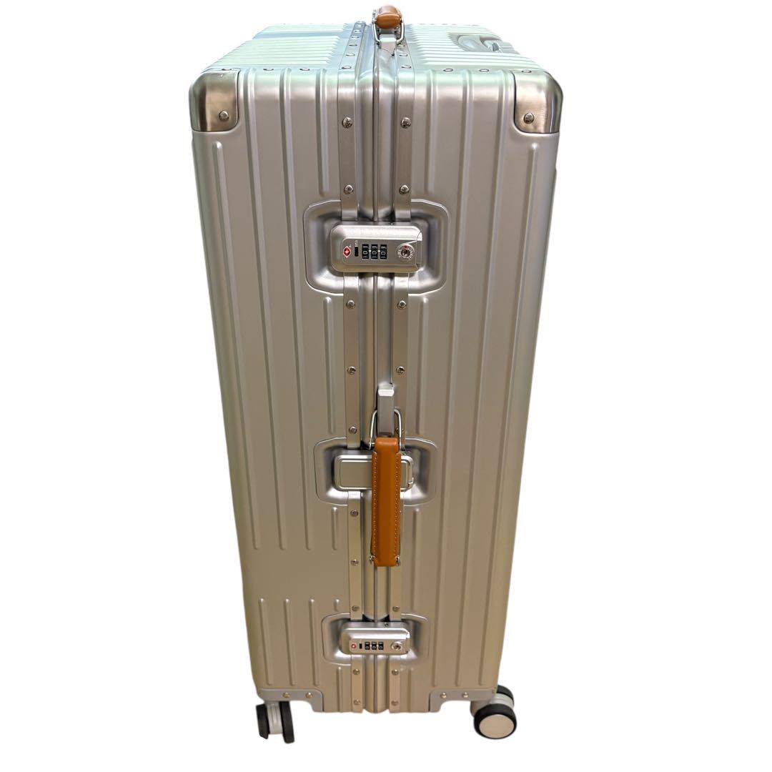 イノベーター　INV7811 96L キャリーケース　アルミ