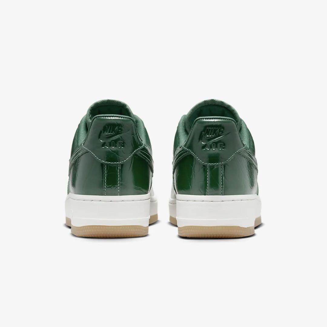 NIKE WMNS AIR FORCE 1 07 LX 27cm