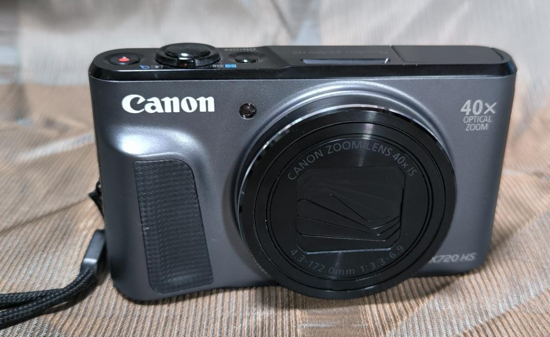 キャノン　Canon PowerShot SX720 HS