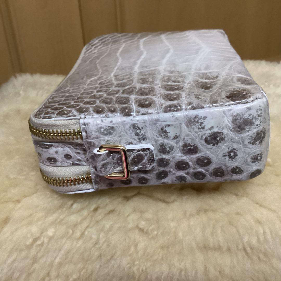 本物のワニ革 バッグ(unisex) size M