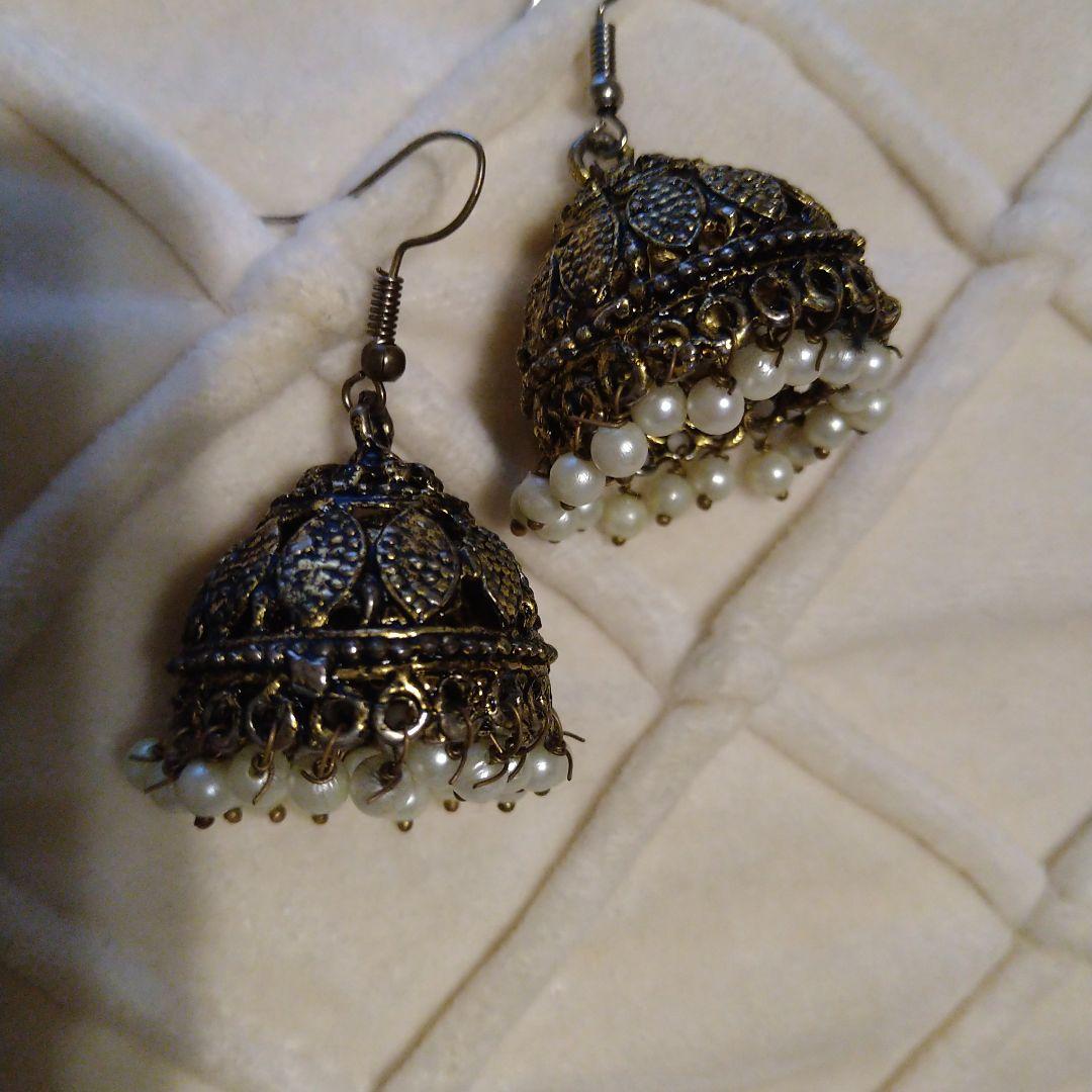 2025年新作入荷 LAILA VINTAGE vintage ピアス アクセサリー