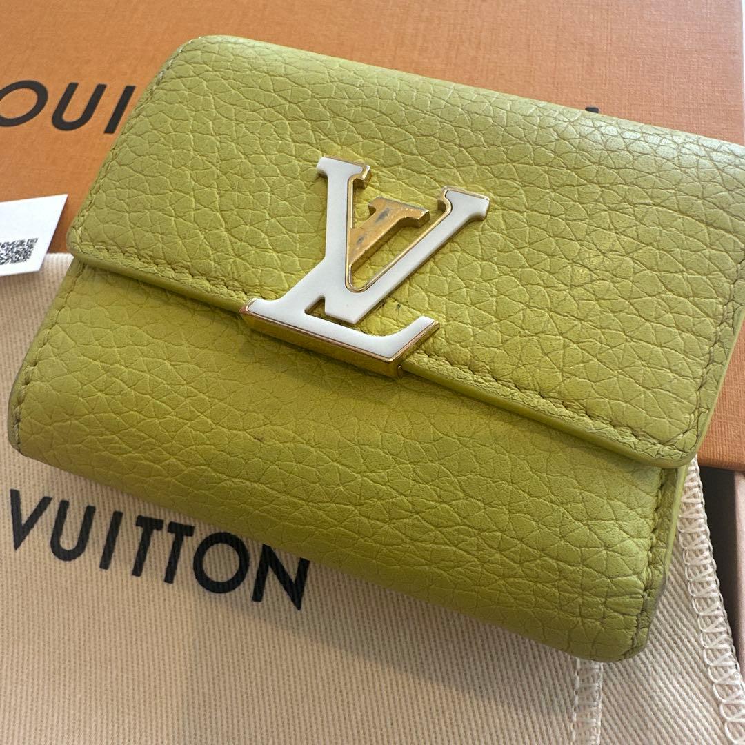 ルイヴィトン 財布 カプシーヌ 三つ折り ミニウォレット レモンイエローLOUIS VUITTON