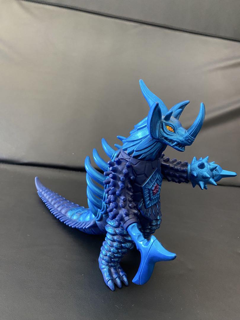 ウルトラマン　怪獣　レア　ソフビ　DX アークベリアル