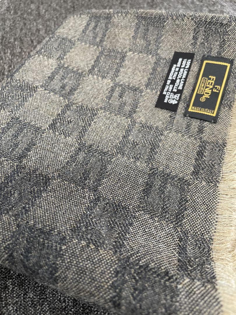FENDI フェンディ　ストール マフラー　ラムウール