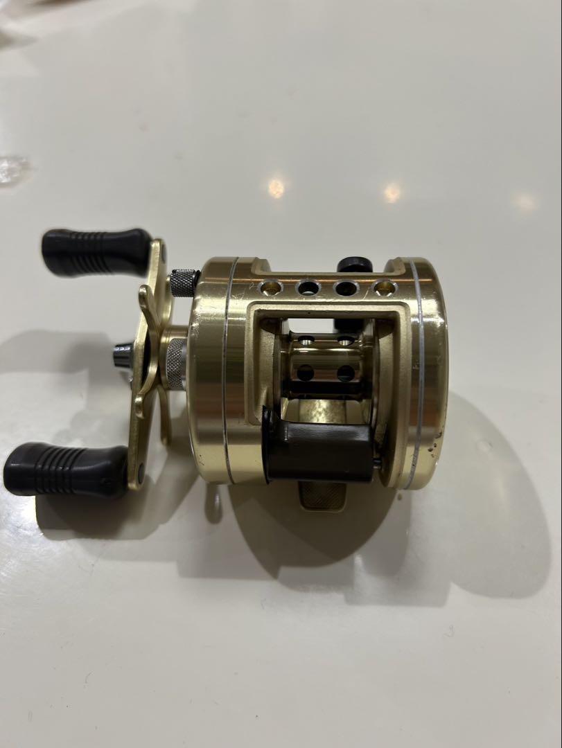 SHIMANO CALCUTTA カルカッタ　201XT