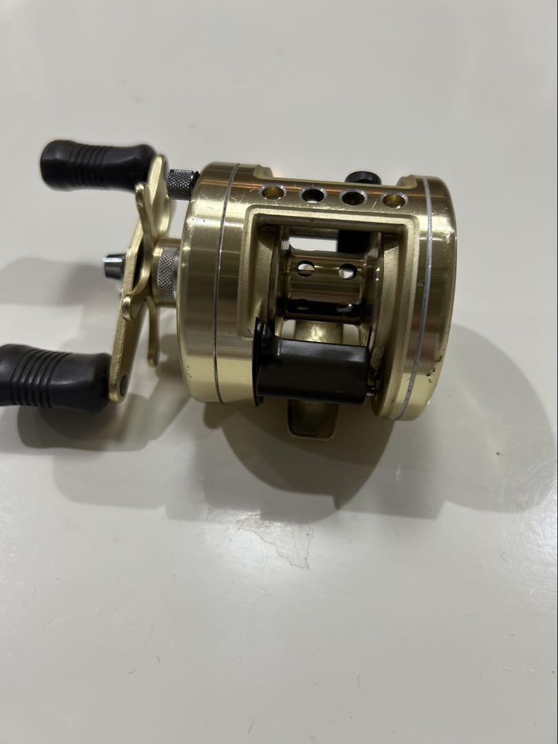 SHIMANO CALCUTTA カルカッタ　201XT