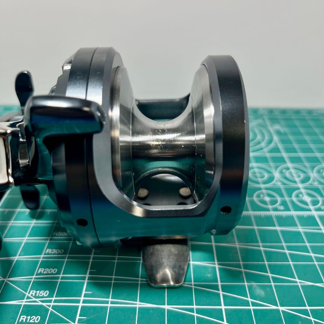 シマノ オシアジガー Fカスタム 2001NRHG シマノ オシアジガー Fカスタム 2001NRHG