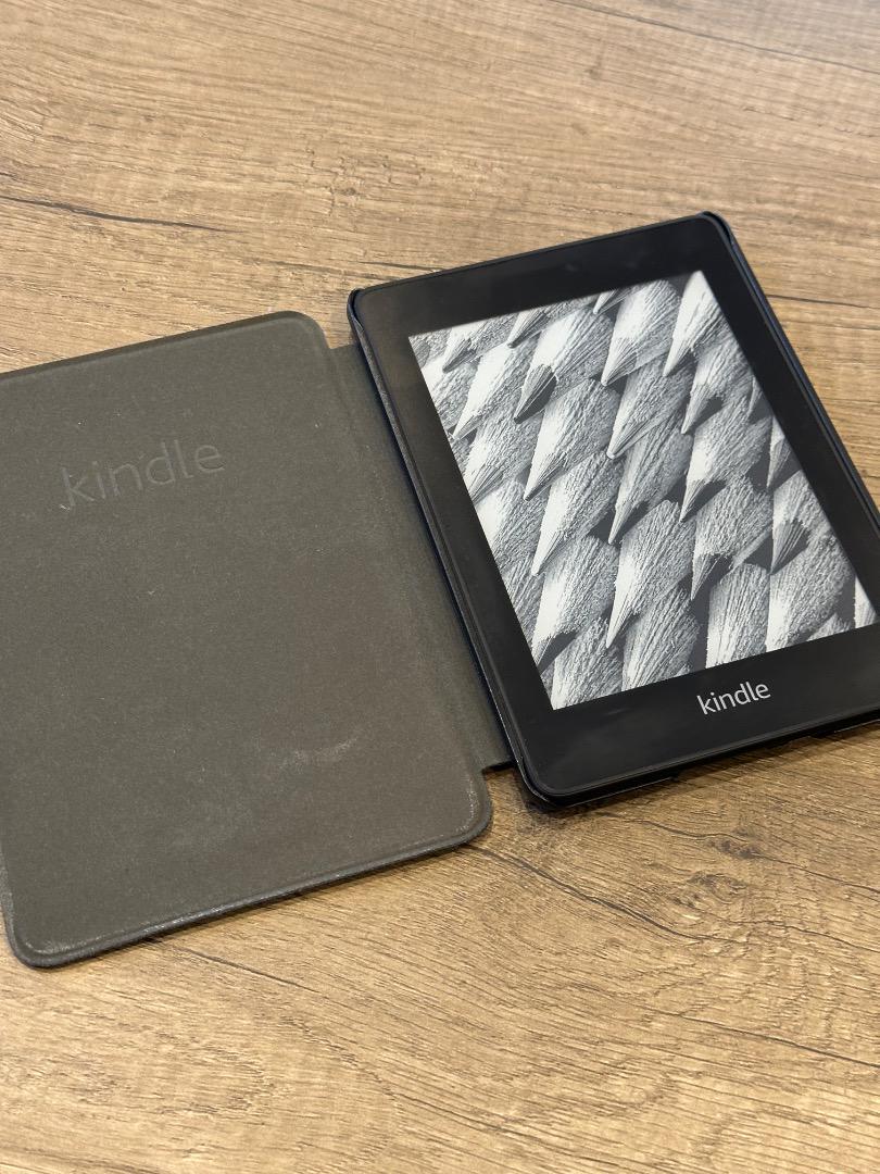 Kindle Paperwhite 第10世代 ＋専用カバー付き - メルカリ