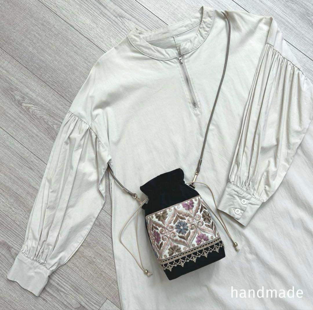 インド刺繍リボン ポーチ