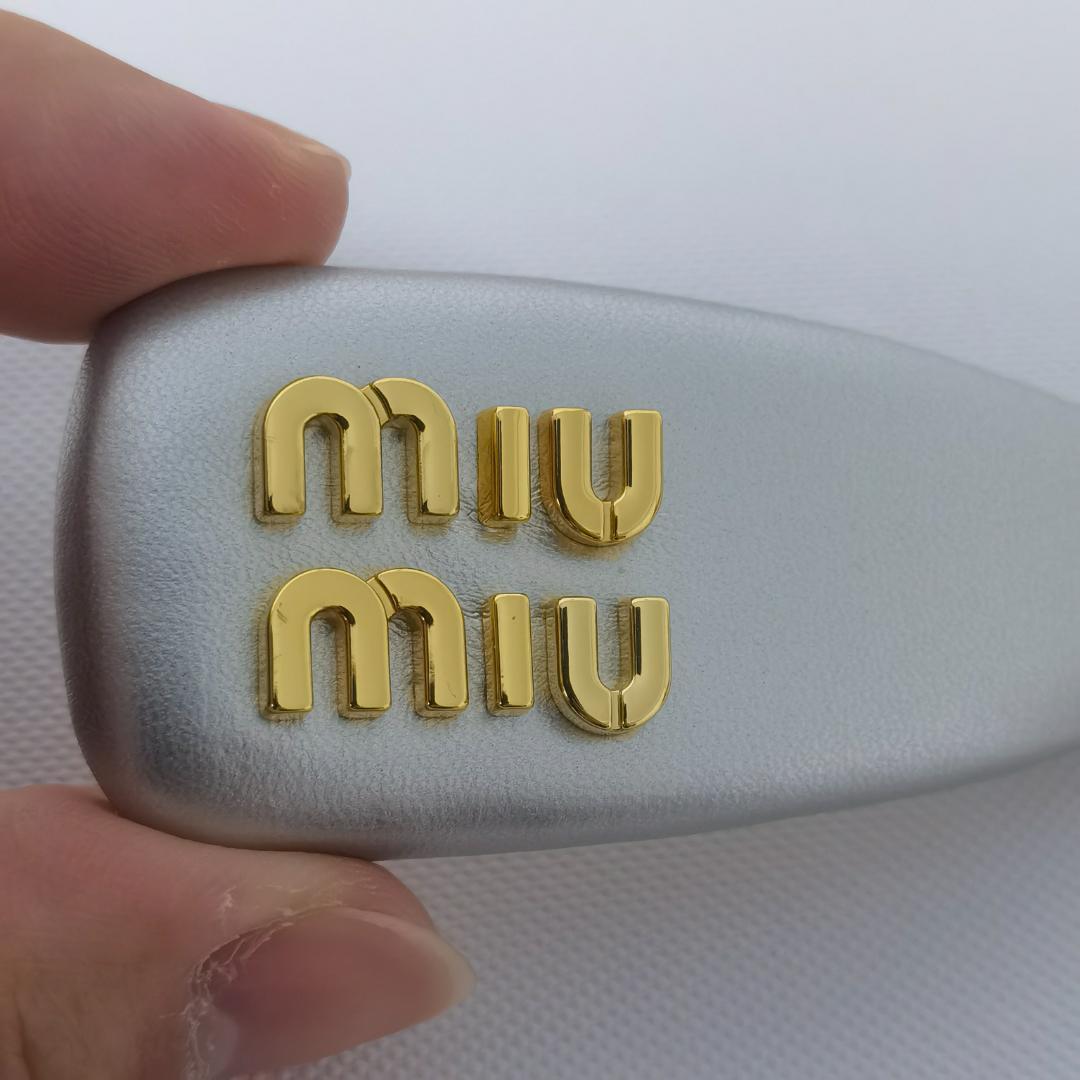 MIU MIU - miumiuヘアピン♡シルバー♡ミュウミュウヘアピン