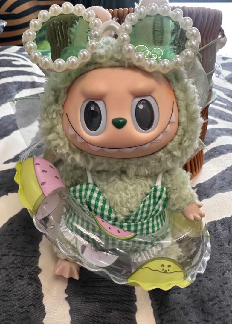 LABUBU ぬいぐるみ 紫茶色いぬいぐるみ 大きな目と笑顔2体セット