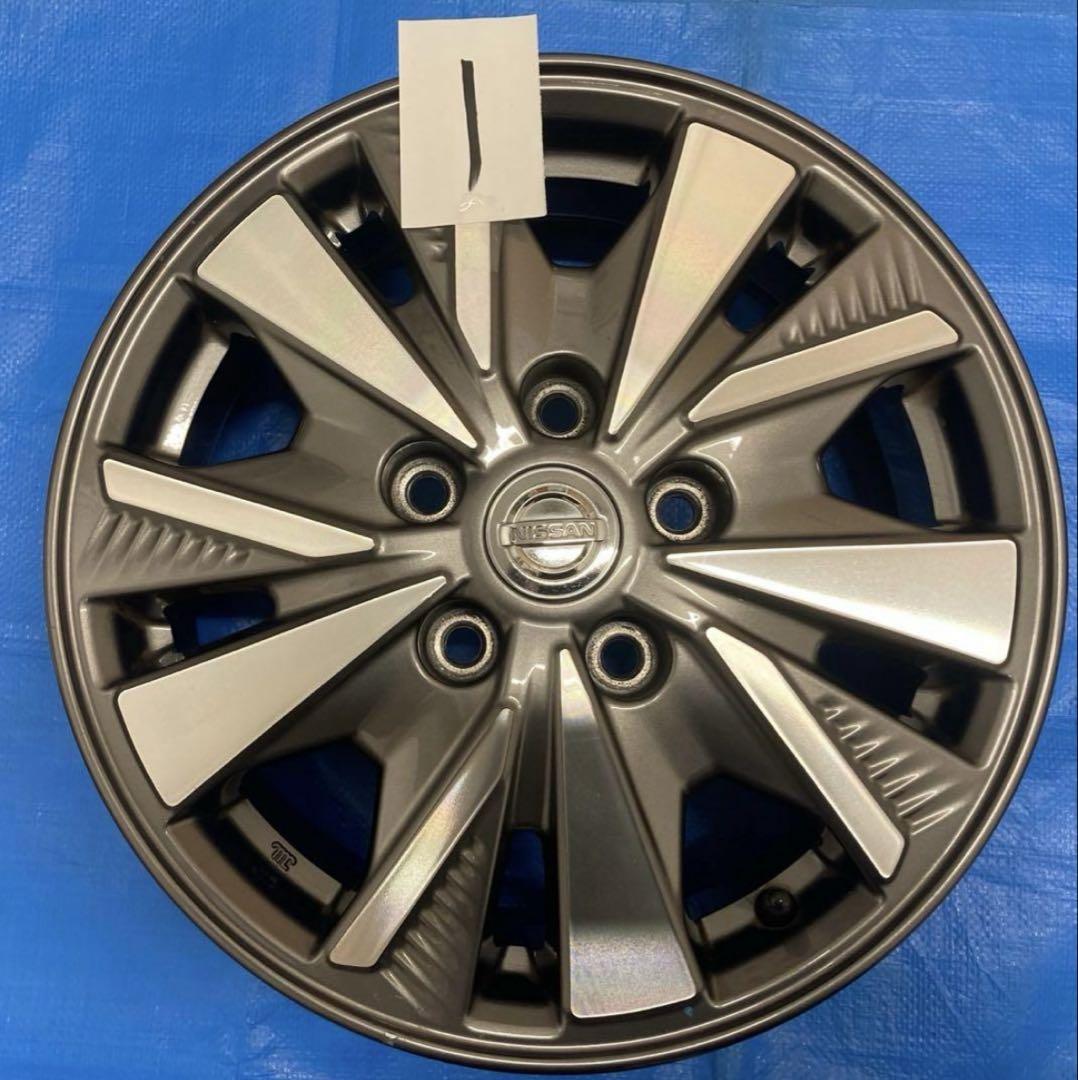 ブーケ　　⓶ NISSAN セレナホイール　15インチ