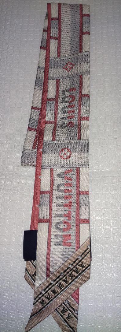 VUITTON