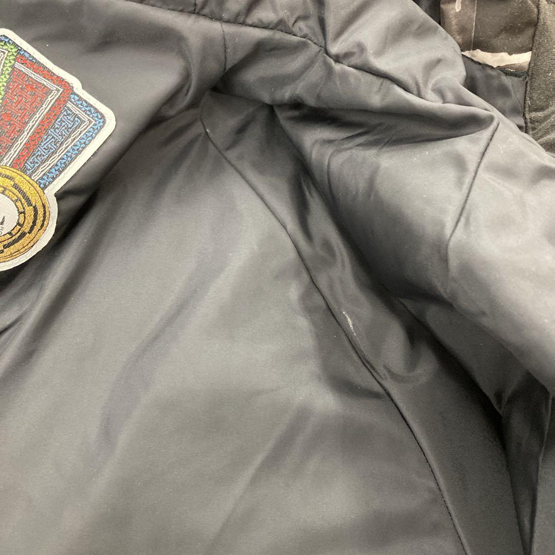 BURTON  スノーボードウェア　スキーウェア　ジャケット　Lサイズ