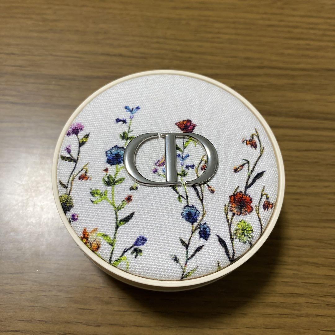 ディオールMiss Dior ミレフィオリフェイスパウダー（限定品） MISS DIOR♡ミレフィオリ コレクション(カラー詳細あります