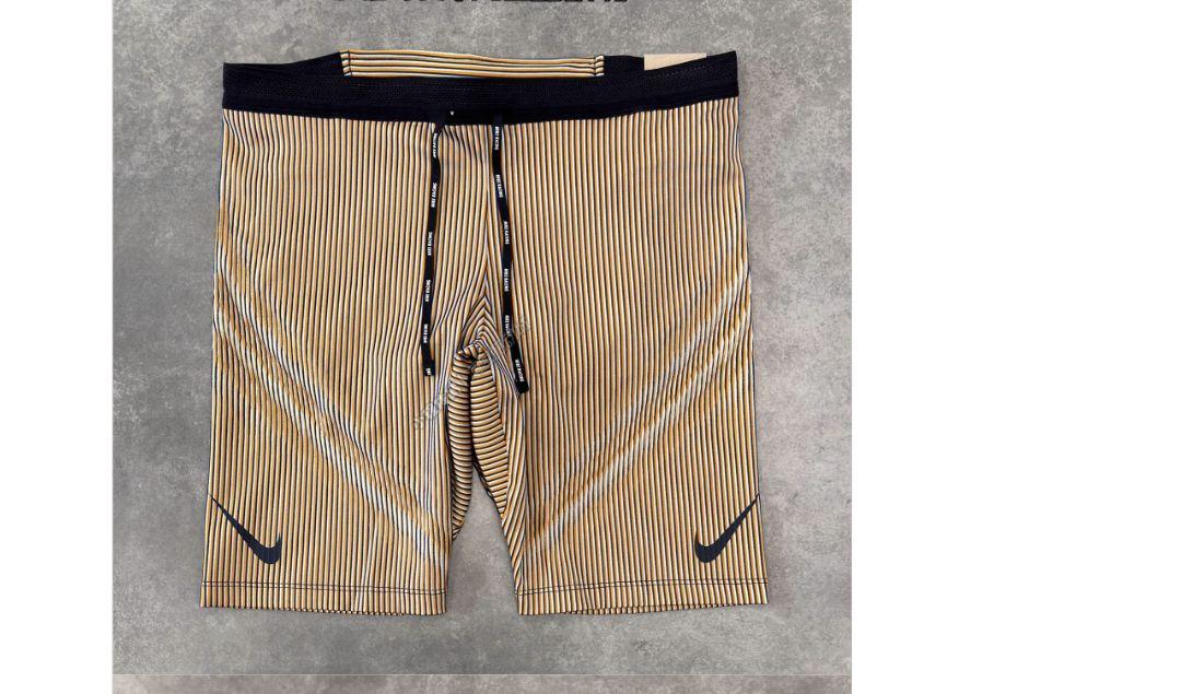 NIKE エアロスイフト ハーフタイツ メンズSサイズ 未使用