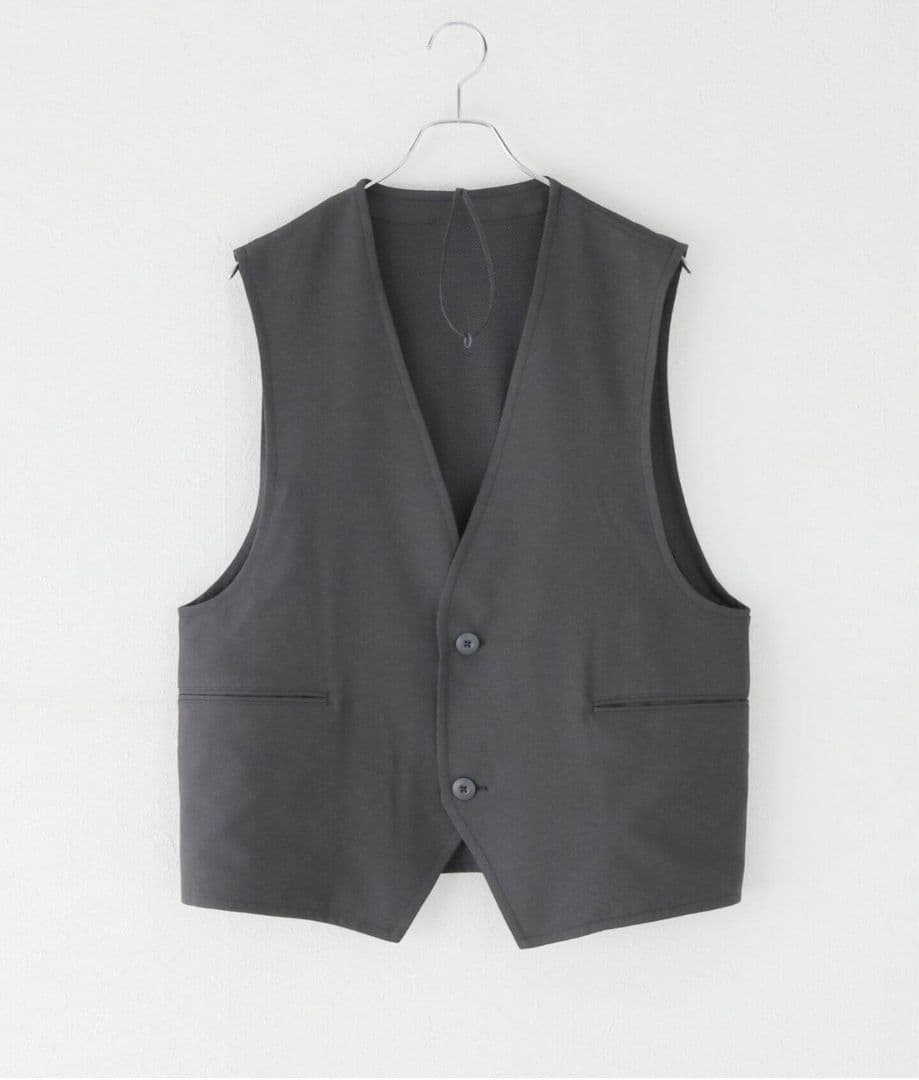 2wayベスト　リバーシブル　ミリタリー　テックファッション