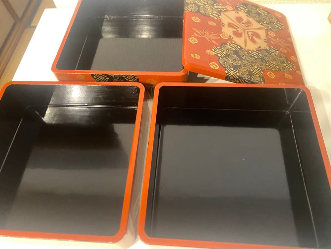 重箱 漆塗り