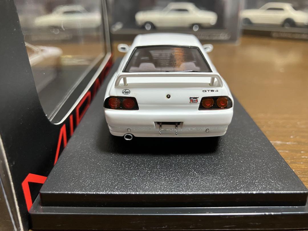 MIRAGE スカイライン GTB-4 白 R32 1/43