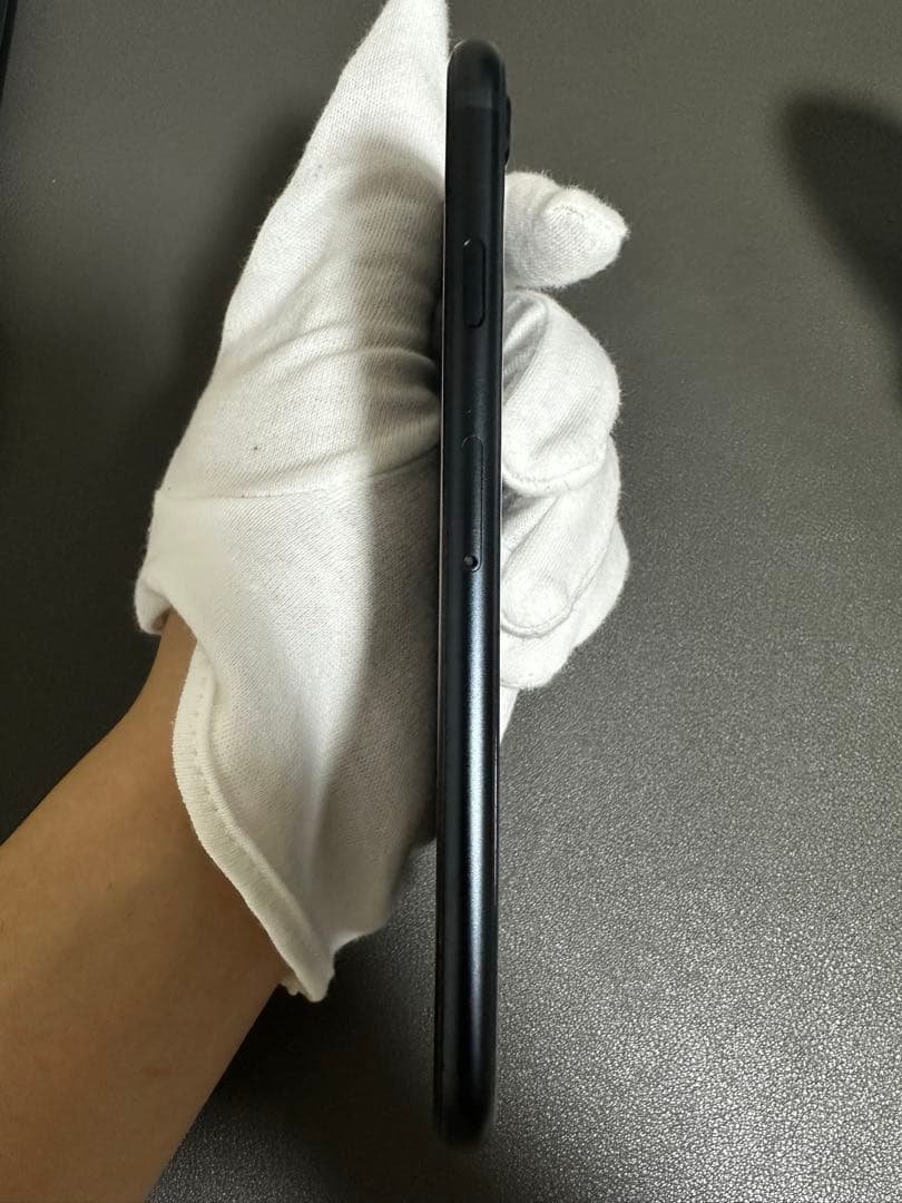 iPhone SE3 第3世代 128GB SIMフリー バッテリー100% 黒