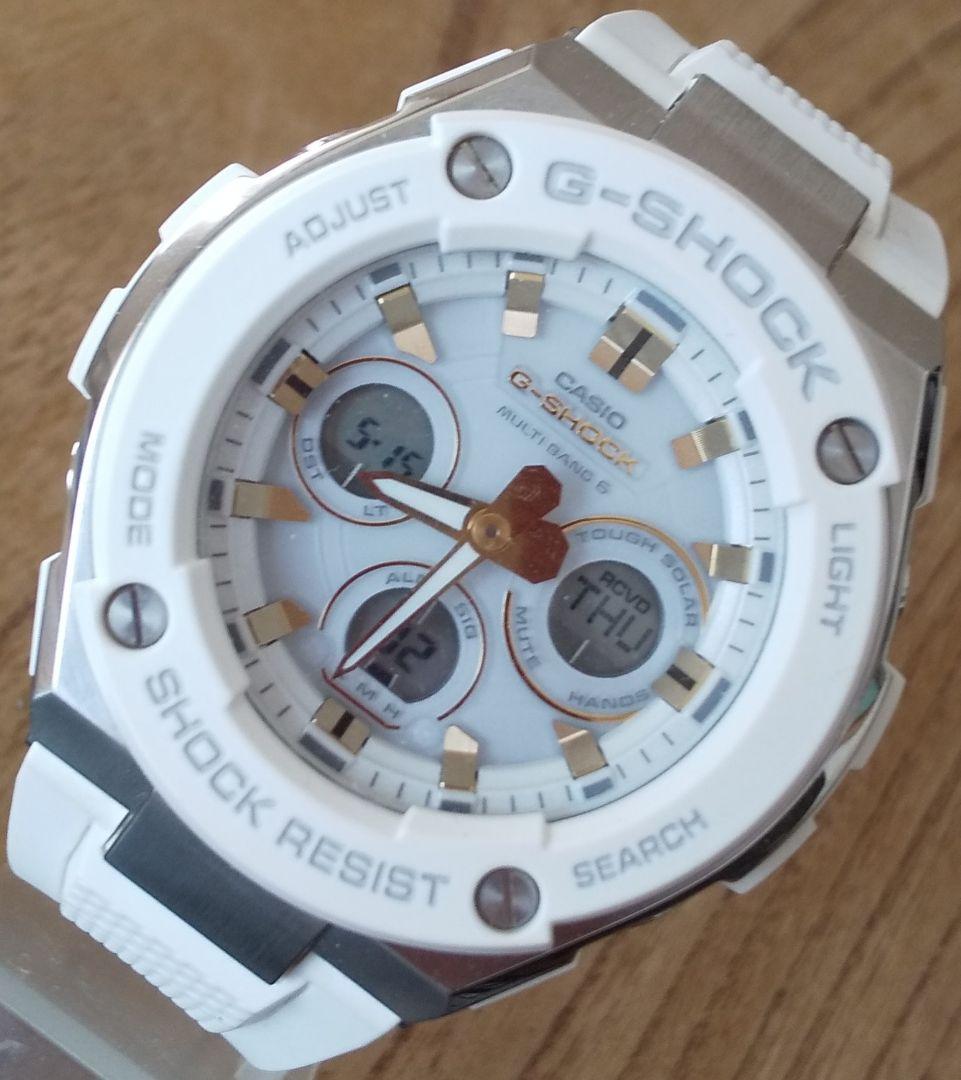 カシオ G-SHOCK GST-W300 電波ソーラー
