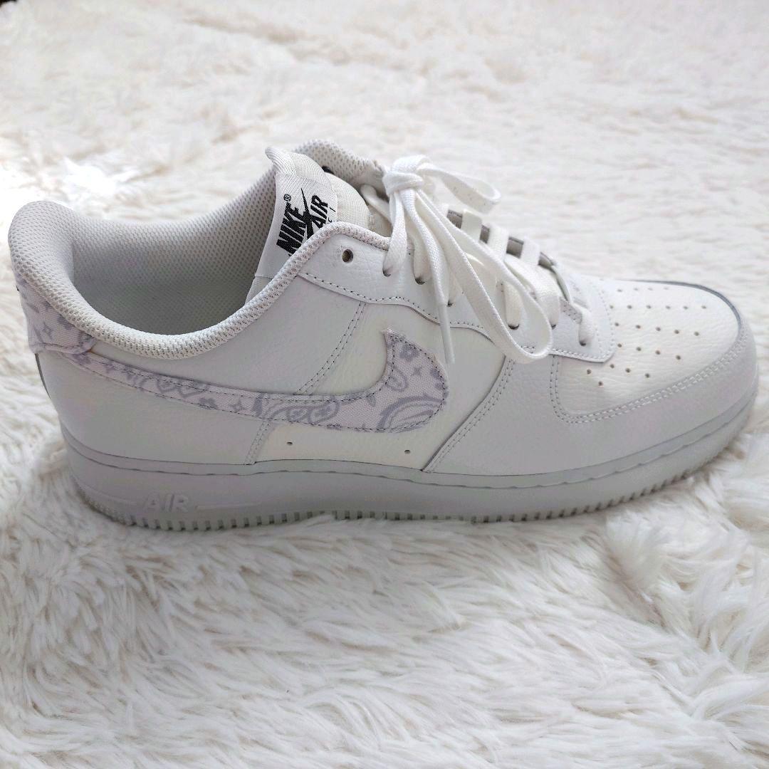 【希少】NIKE Air Force1  エッセンシャル ホワイトペイズリー