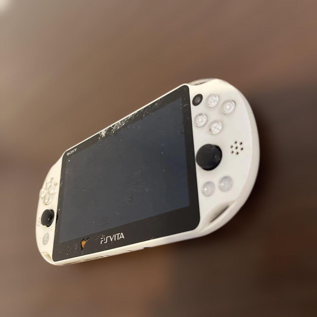 4-081 PSVITA PCH-2000 グレイシャー・ホワイト Amazon | PlayStation Vita Wi-Fiモデル グレイシャー・ホワイト