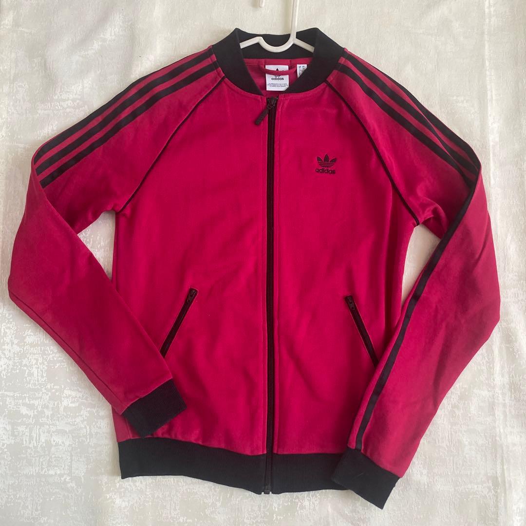 結城様❣️お値下げ中❣️アディダス　オリジナル　ジップアップパーカー　XS
