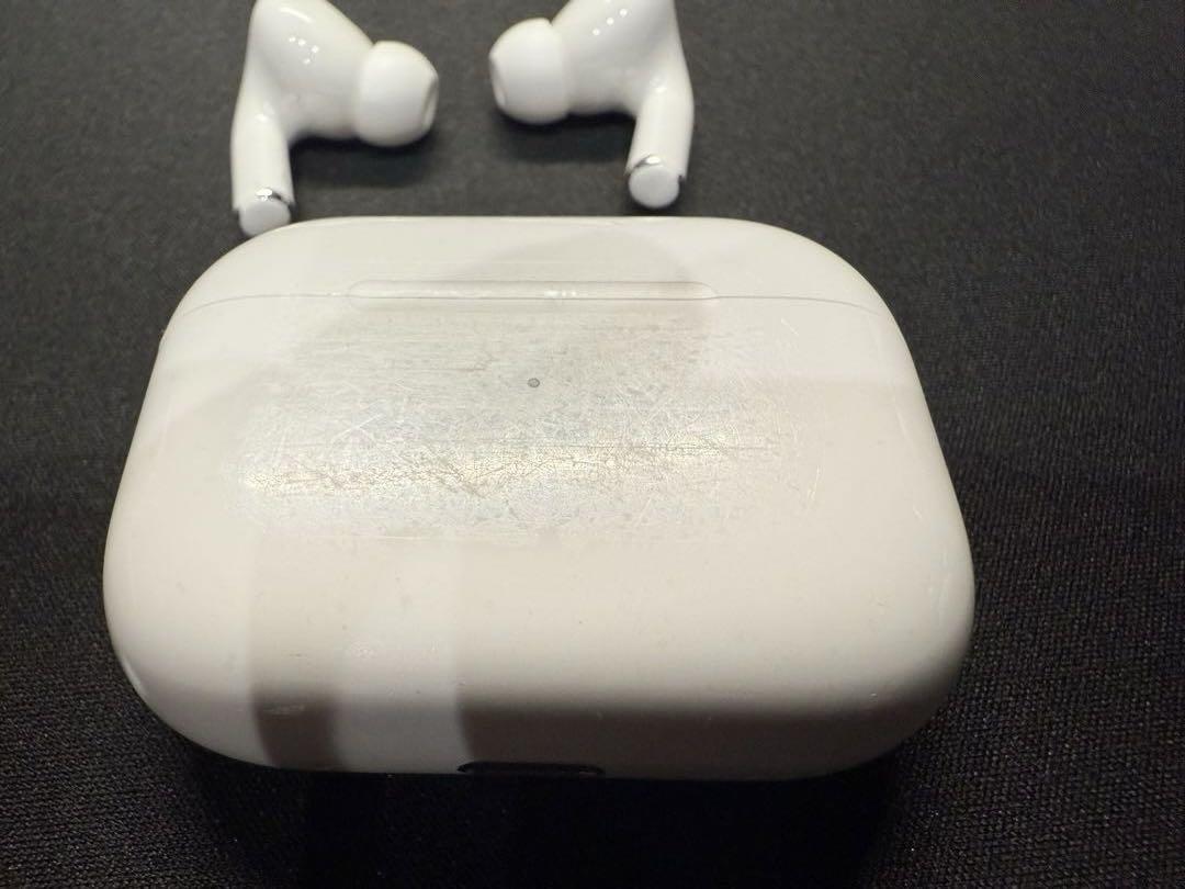 AirPods Pro 第2世代USB typeCモデル中古品