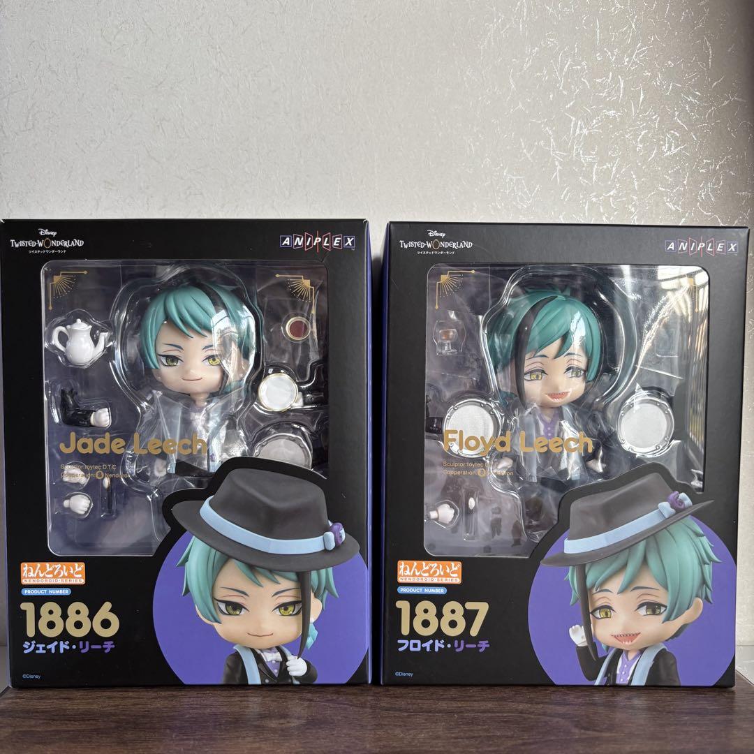 【中古】ツイステ　ねんどろいど　ジェイド&フロイド